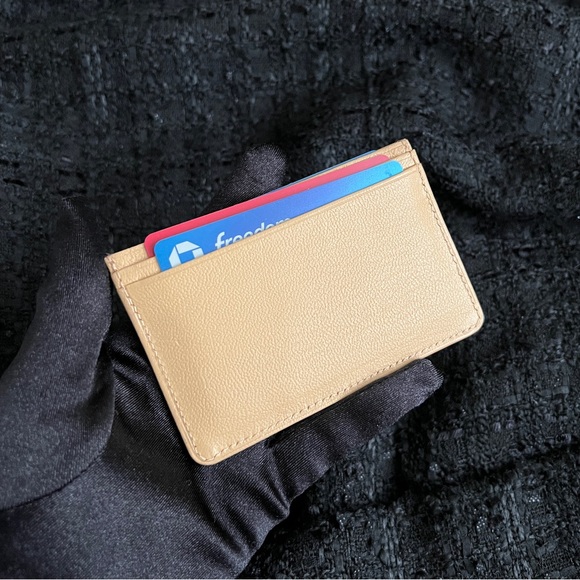 Auth Chanel Vintage Classic CC Logo Beige Flat Card Holder - Excellent - Picture 12 of 13